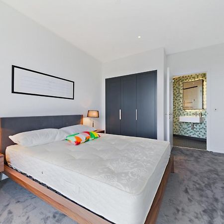 Amazing Flat In A New Modern Building Apartment London Ngoại thất bức ảnh